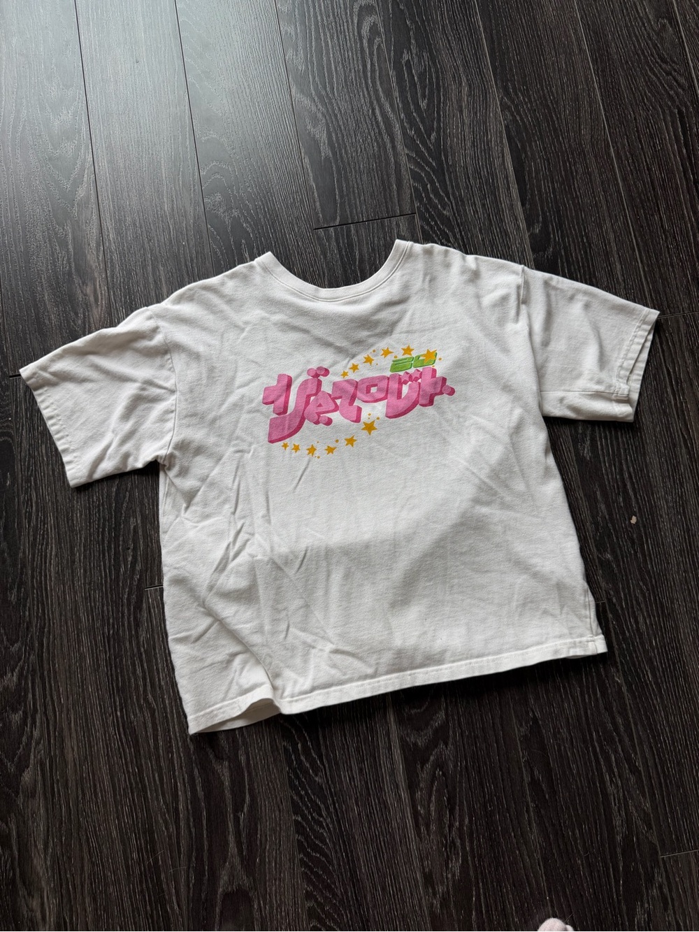 Velour Scars 2020 Japan Graphic T-Shirt with Pink Star Design